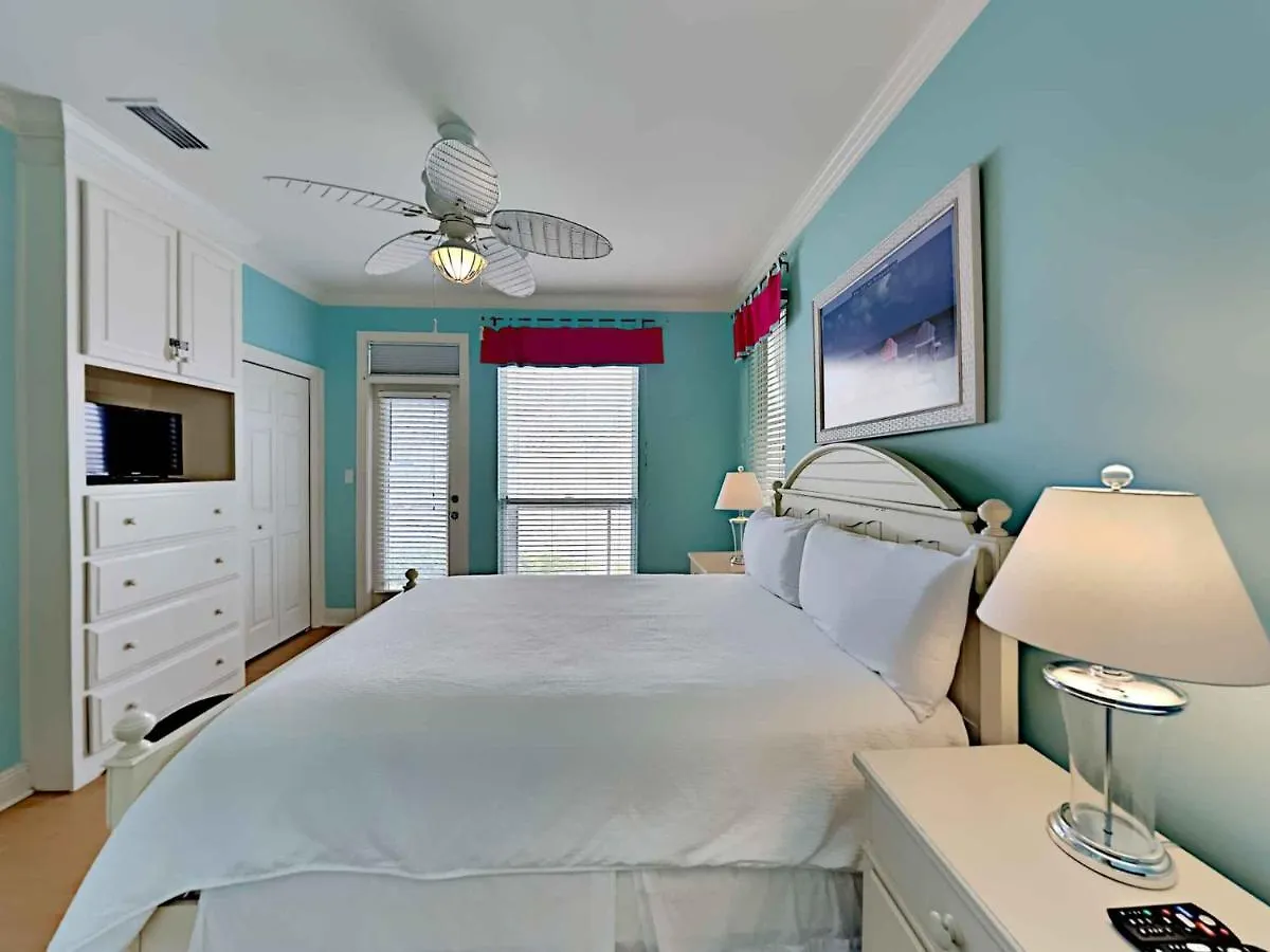 Апартаменты Destiny Beach Villas 7B
